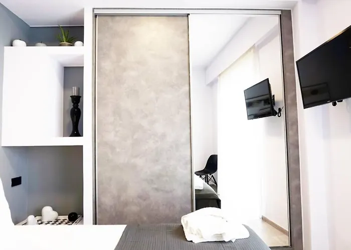 C-home In The Heart Of Chania 하니아